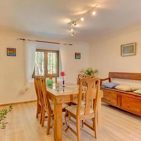 Tranquil Plana Den Rull Set In The Beautiful Ternelles Valley Private Pool וילה *